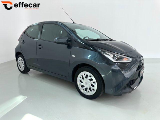 TOYOTA Aygo Connect 1.0 VVT-i 72 CV 5 p x-clusiv