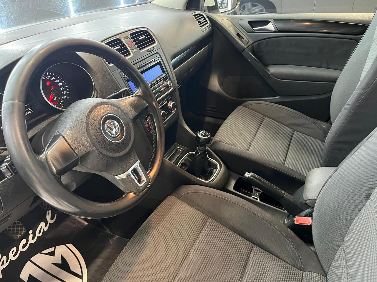 Volkswagen Golf 1.6 TDI DPF 5p. Comf. BlueM. Tech. OK NEOPATENTATI