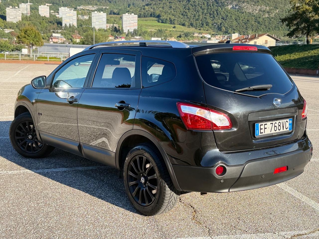 Nissan Qashqai Qashqai+2 2.0 dCi DPF n-tec
