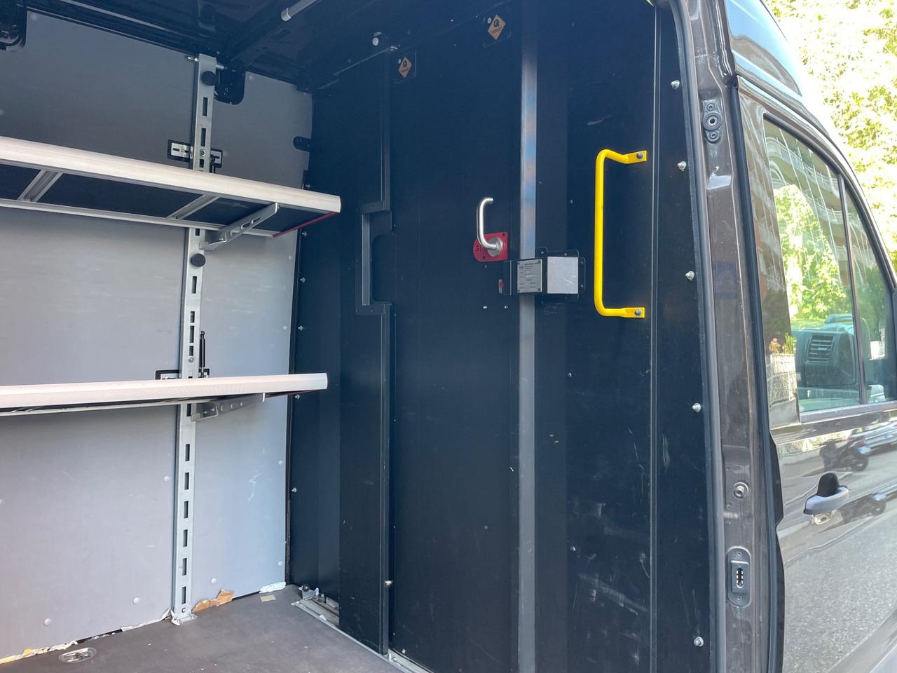 VW Crafter 30 2.0 TDI 140CV PM-TA Furg. All. Corrieri con porta