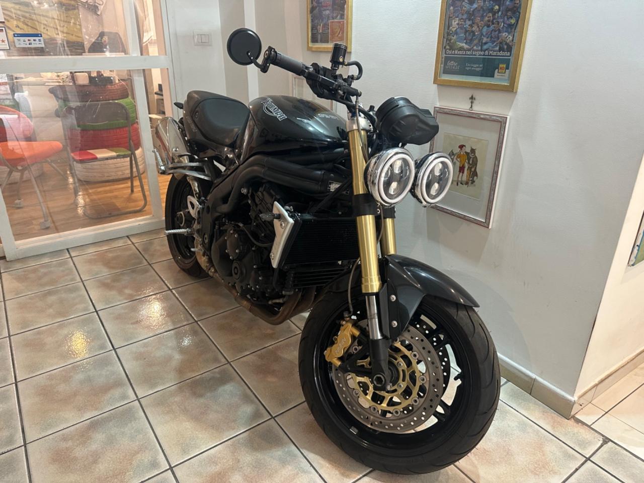 Triumph Speed Triple 1050 FINANZIAMENTI