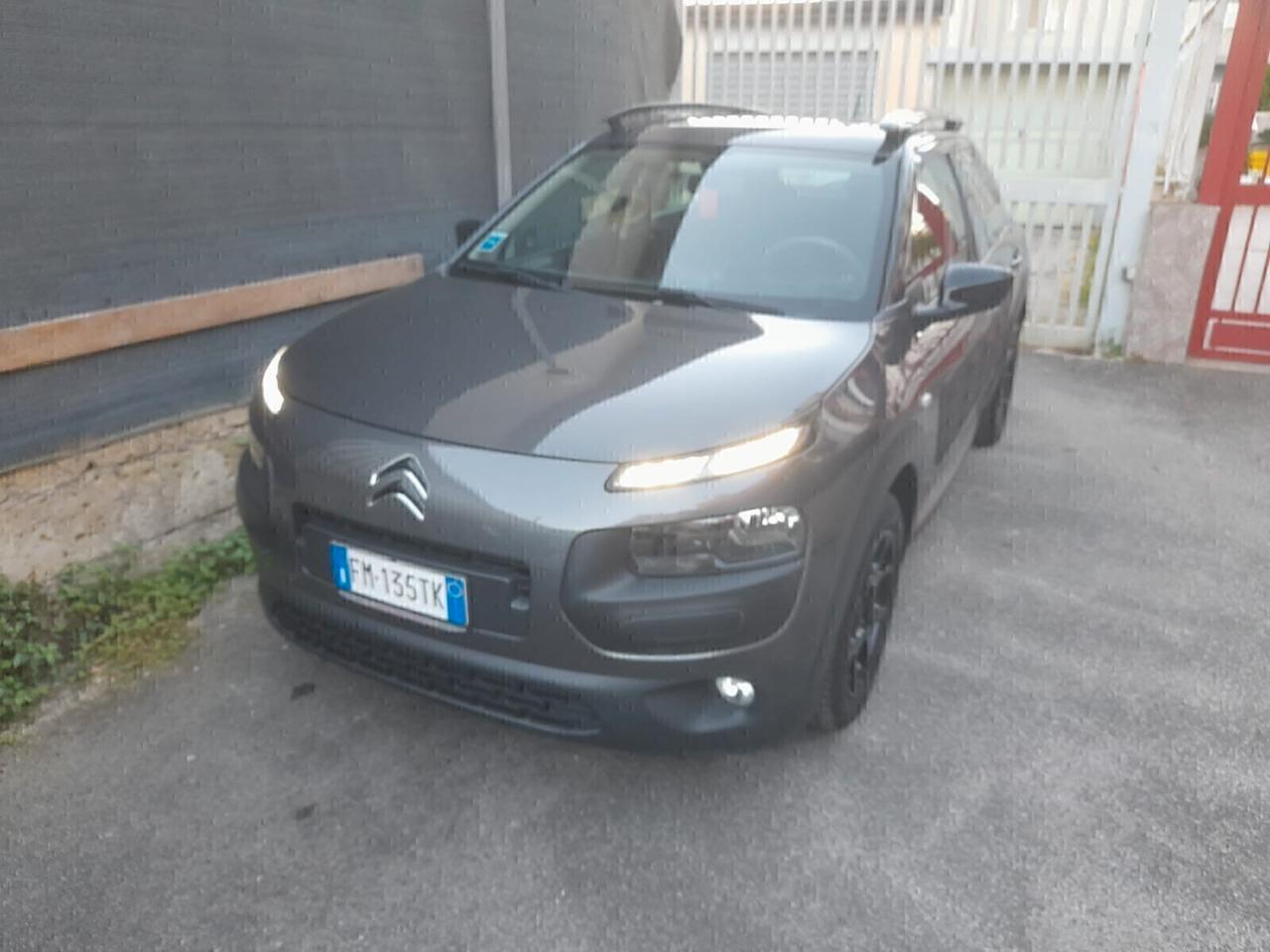 Citroen C4 Cactus PureTech 82 Shine