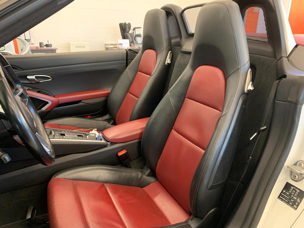 Porsche 718 Spyder Boxster 2.0