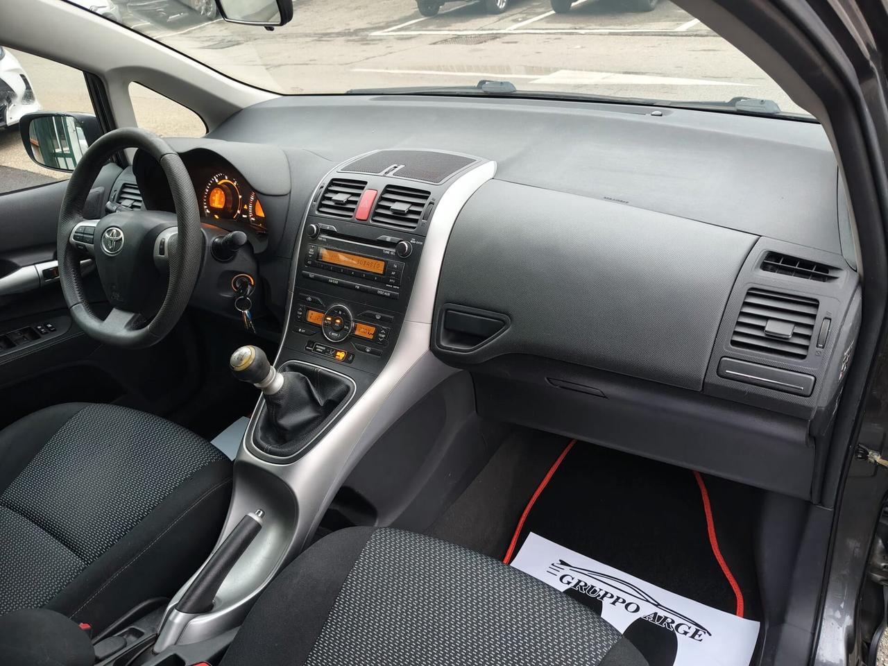 Toyota Auris 1.4 D-4D 5 porte Sol