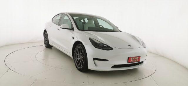 TESLA Model 3 RWD