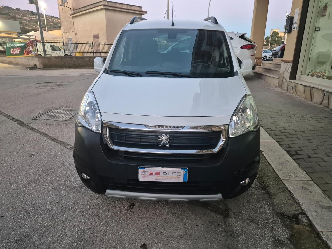 PEUGEOT PARTNER 5 POSTI ANNO 2016 1.6 HDI KM CERTIF