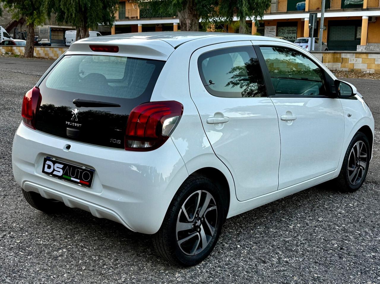 PEUGEOT 108 72 S&S 5 PORTE ALLURE UNI PRO