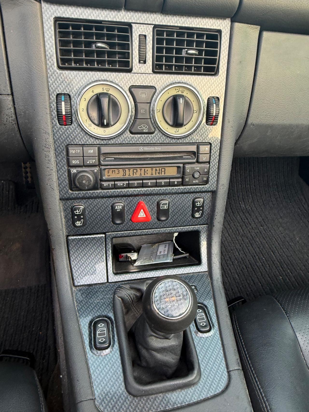 Mercedes-benz SLK 200 cat