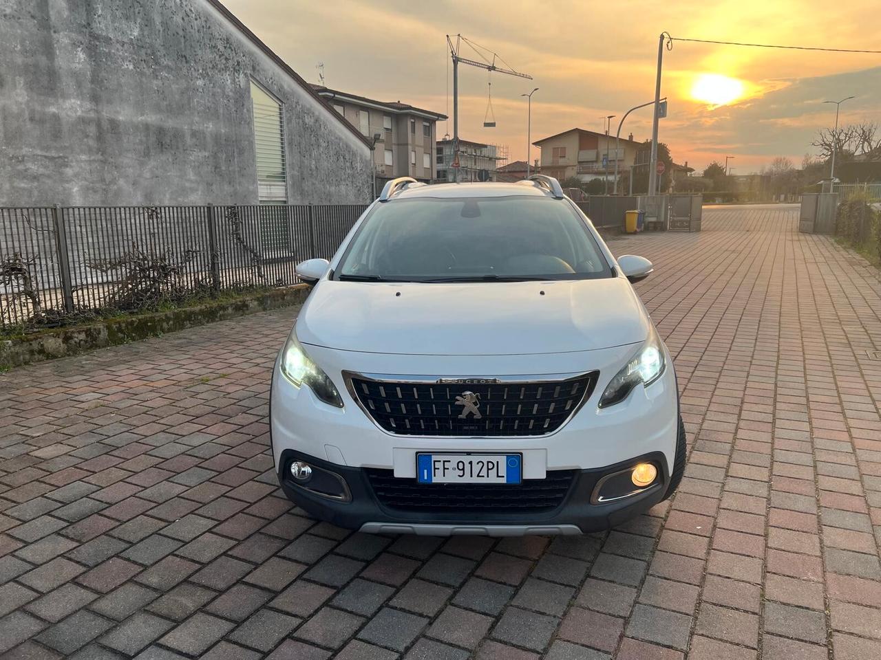 Peugeot 2008 BlueHDi 100 GT Line