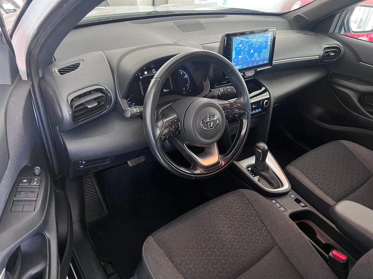 Toyota Yaris Cross 1.5h Trend fwd 116cv e-cvt NAVI/LED/17; PERFETTA!!