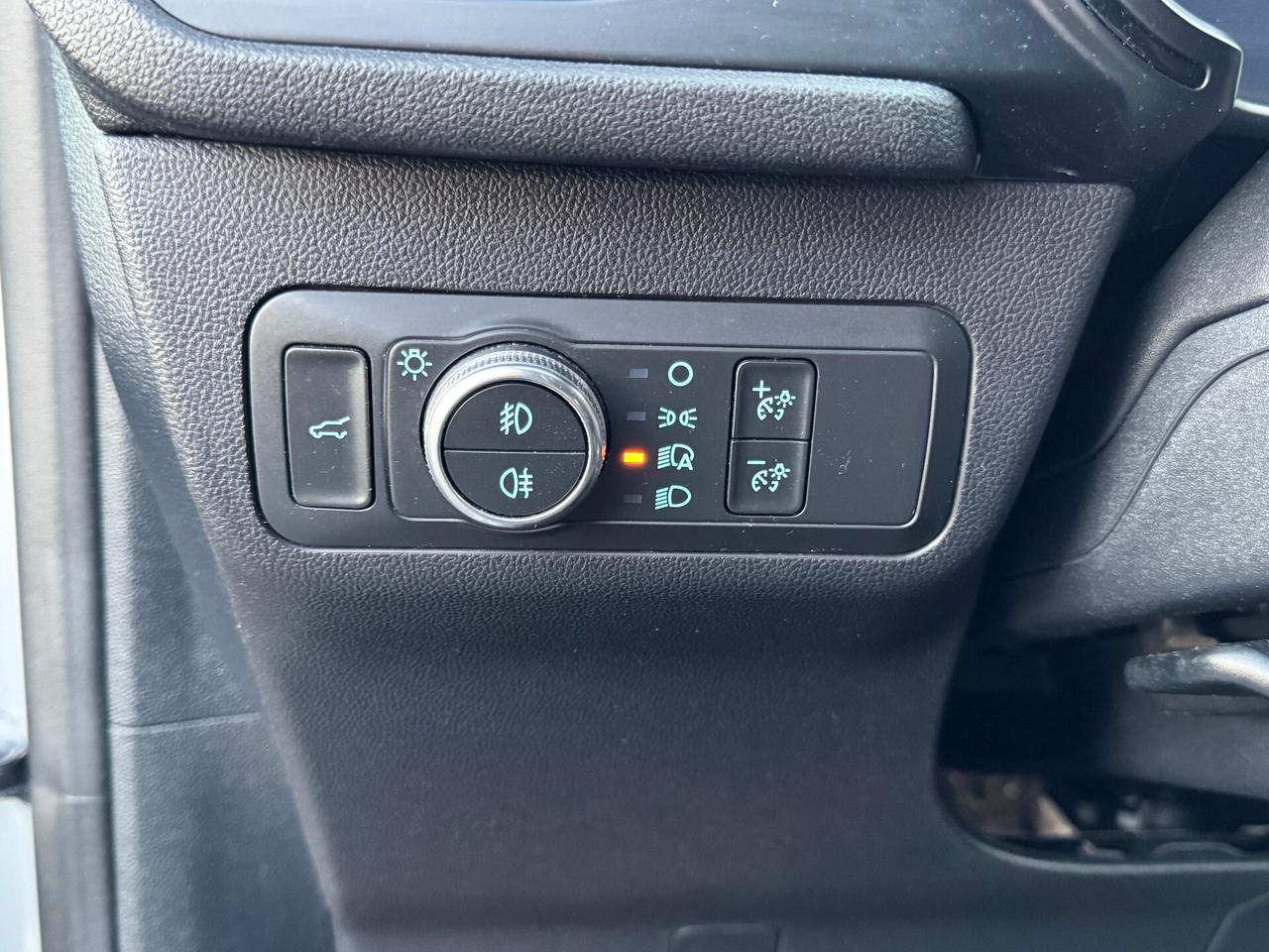 Ford Kuga 1.5 TDCI 120 CV S&S 2WD ST-Line