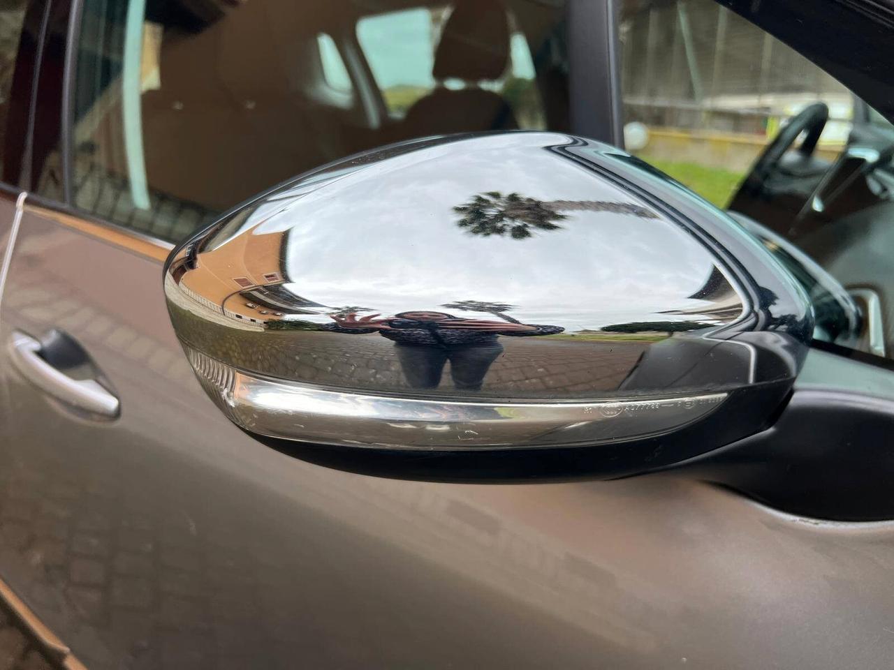 Peugeot 2008 BlueHDi 120 S&S Black Matt