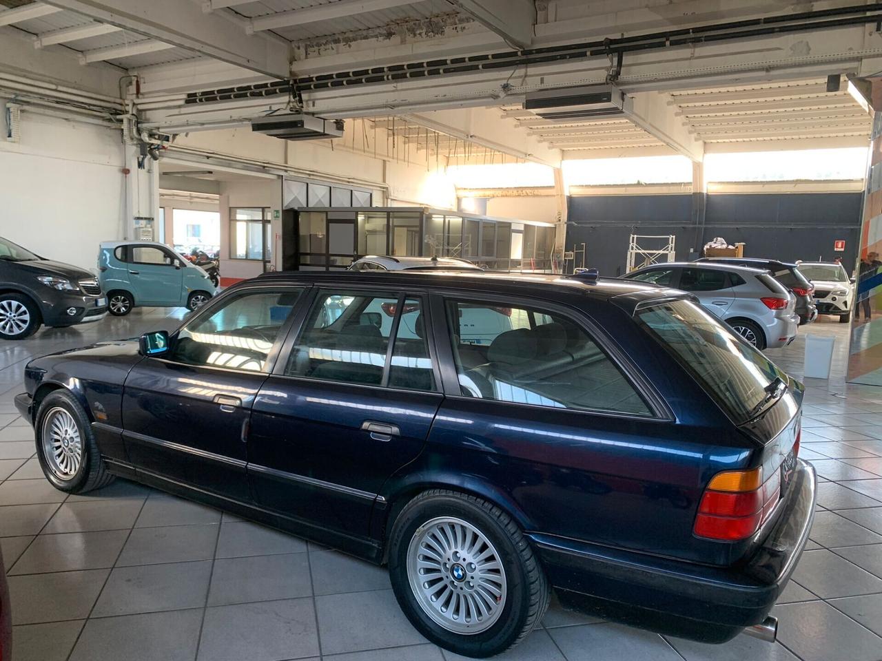 Bmw 520 520i 24V cat Touring Europa con Impianto a METANO