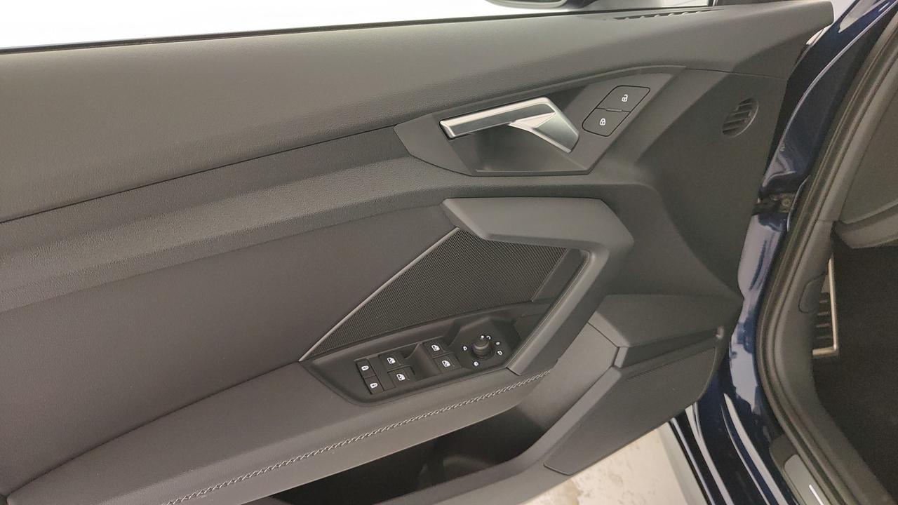 AUDI A3 Sportback 40 2.0 tfsi S line edition quattro s-tronic