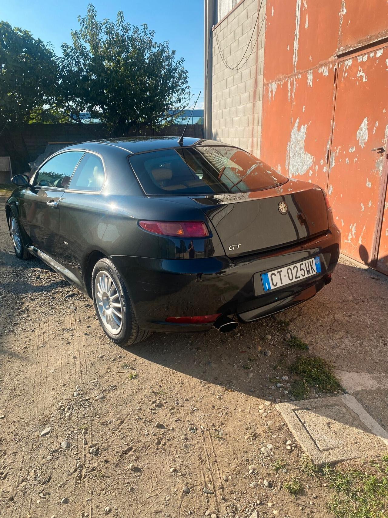 Alfa Romeo GT 1.9 MJT 16V Luxury