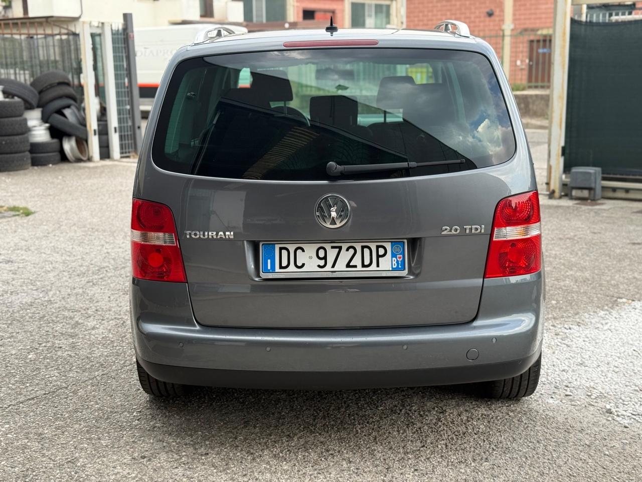 Volkswagen Touran 2.0 TDI DPF DSG Highline