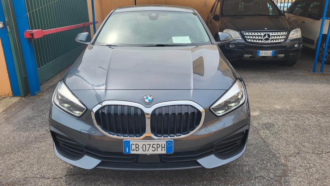 Bmw 116 116d 5p. Business Advantage