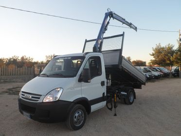 Iveco Daily 35c15 ribaltabile con gru