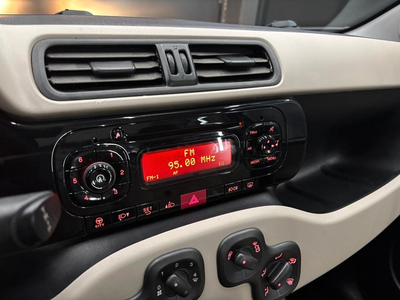 Fiat Panda 1.2 EasyPower Lounge 69CV Gpl