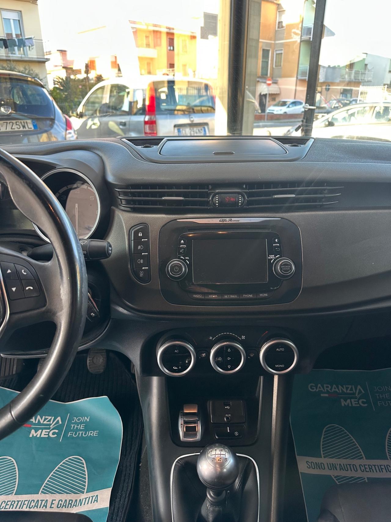 Alfa Romeo Giulietta 1.6 JTDm-2 105 CV Exclusive
