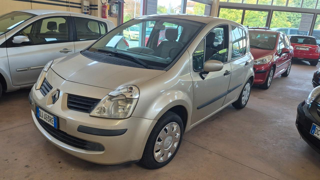 Renault Modus 1.2 16V Grazia