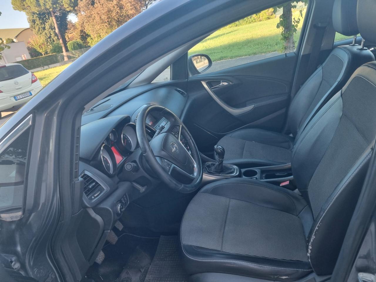 Opel Astra 1.9 CDTI 120CV Garanzia 12 mesi