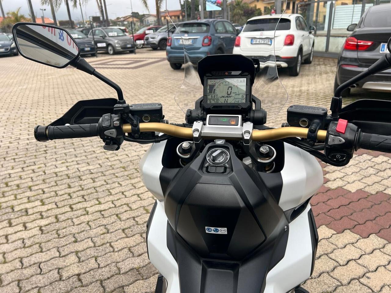 Honda X-ADV 750 X-ADX 750 DCT DESERT TRACK