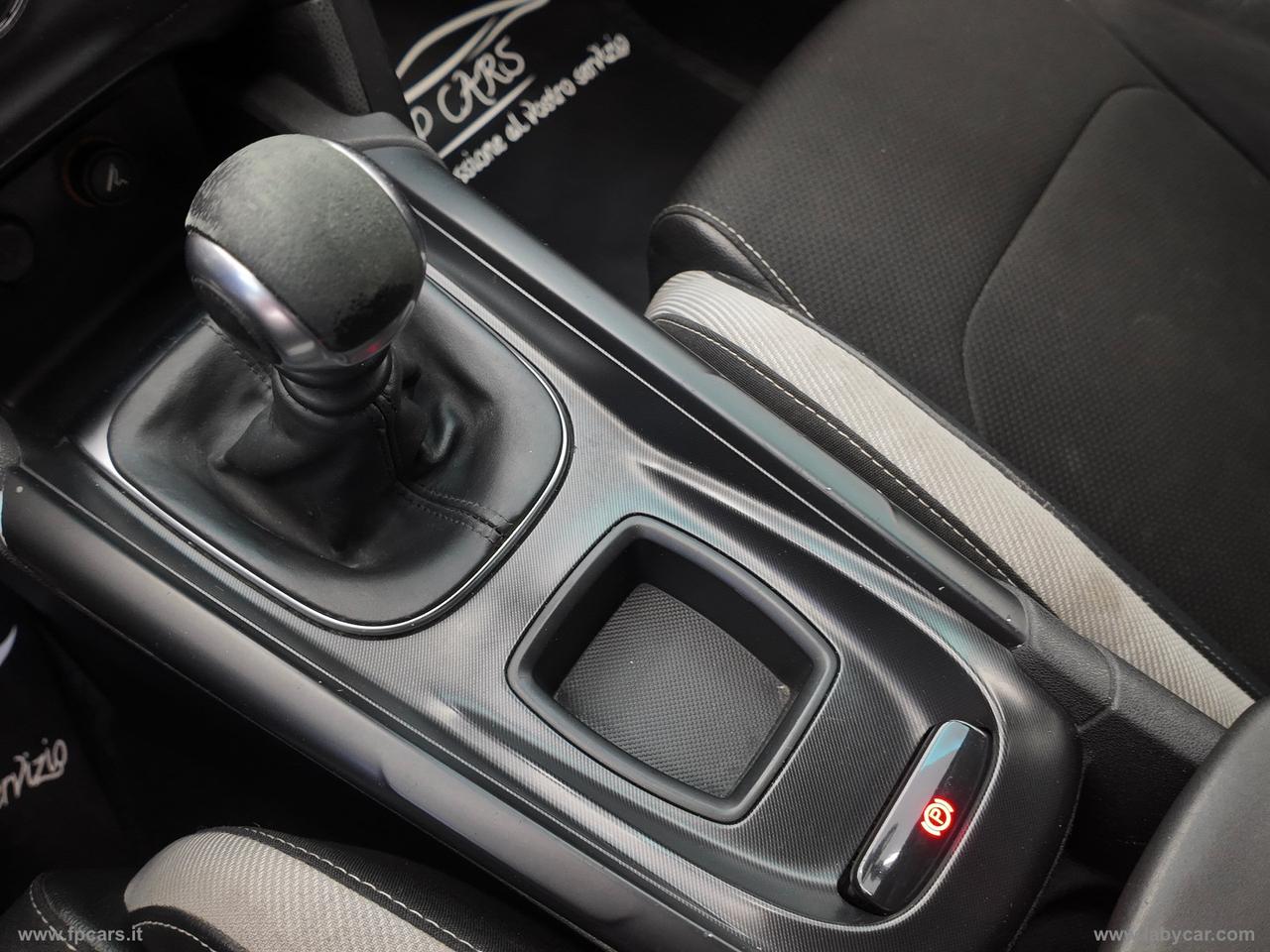 DS AUTOMOBILES DS 4 1.6 e-HDi 115 airdream Just Matt