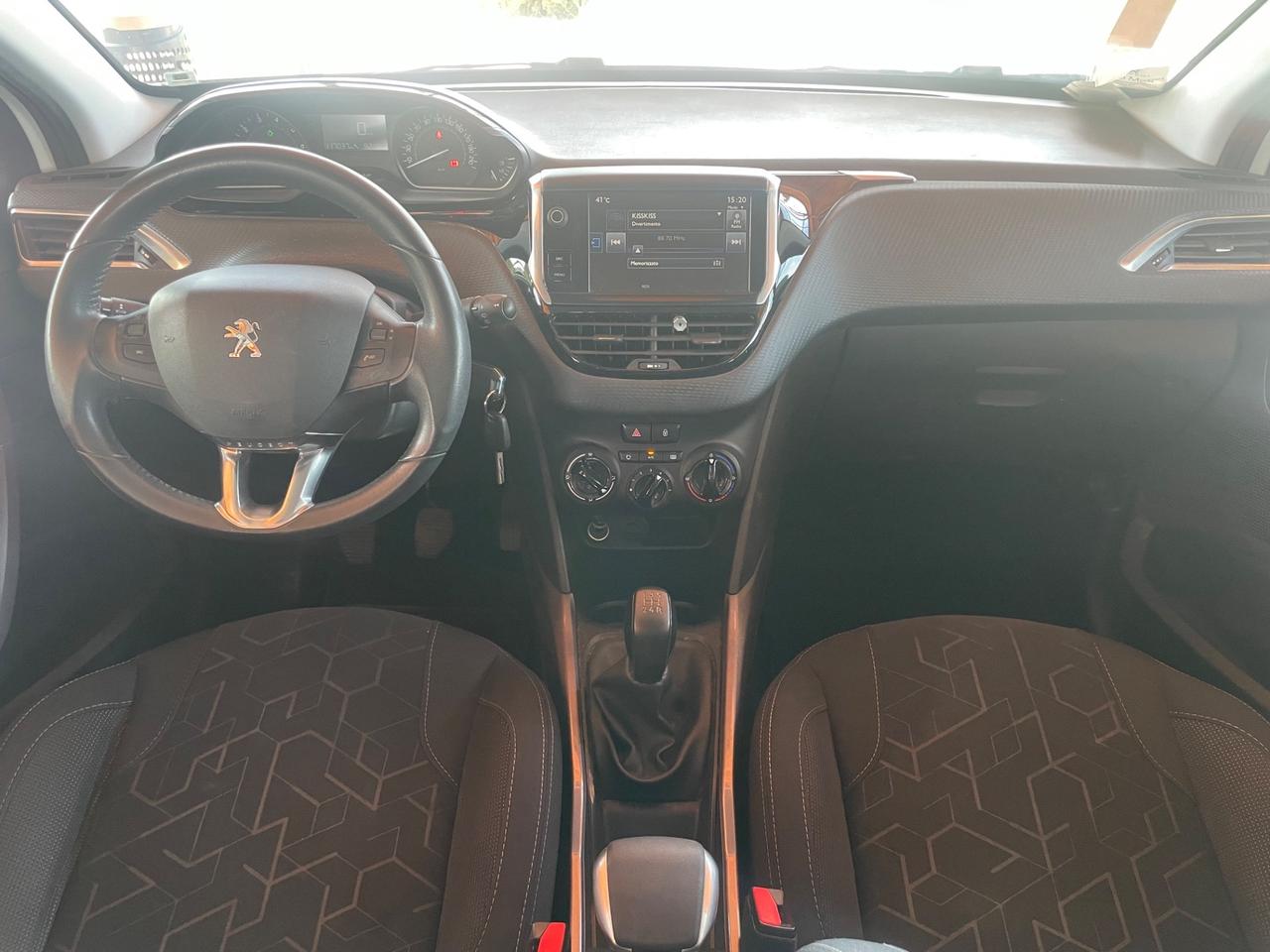 Peugeot 2008 PureTech 82 Allure