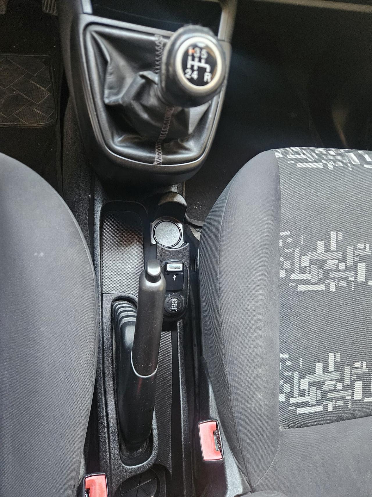 Fiat Qubo 1.4 8V 77 CV Active Natural Power