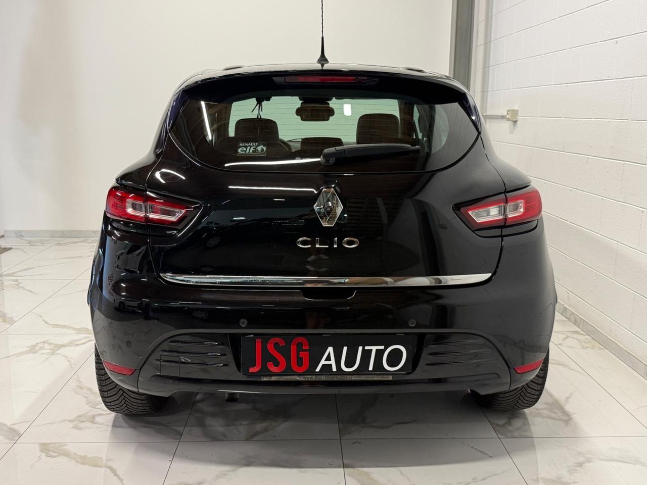 Renault Clio dCi 8V 75 CV 5 porte Moschino Intens