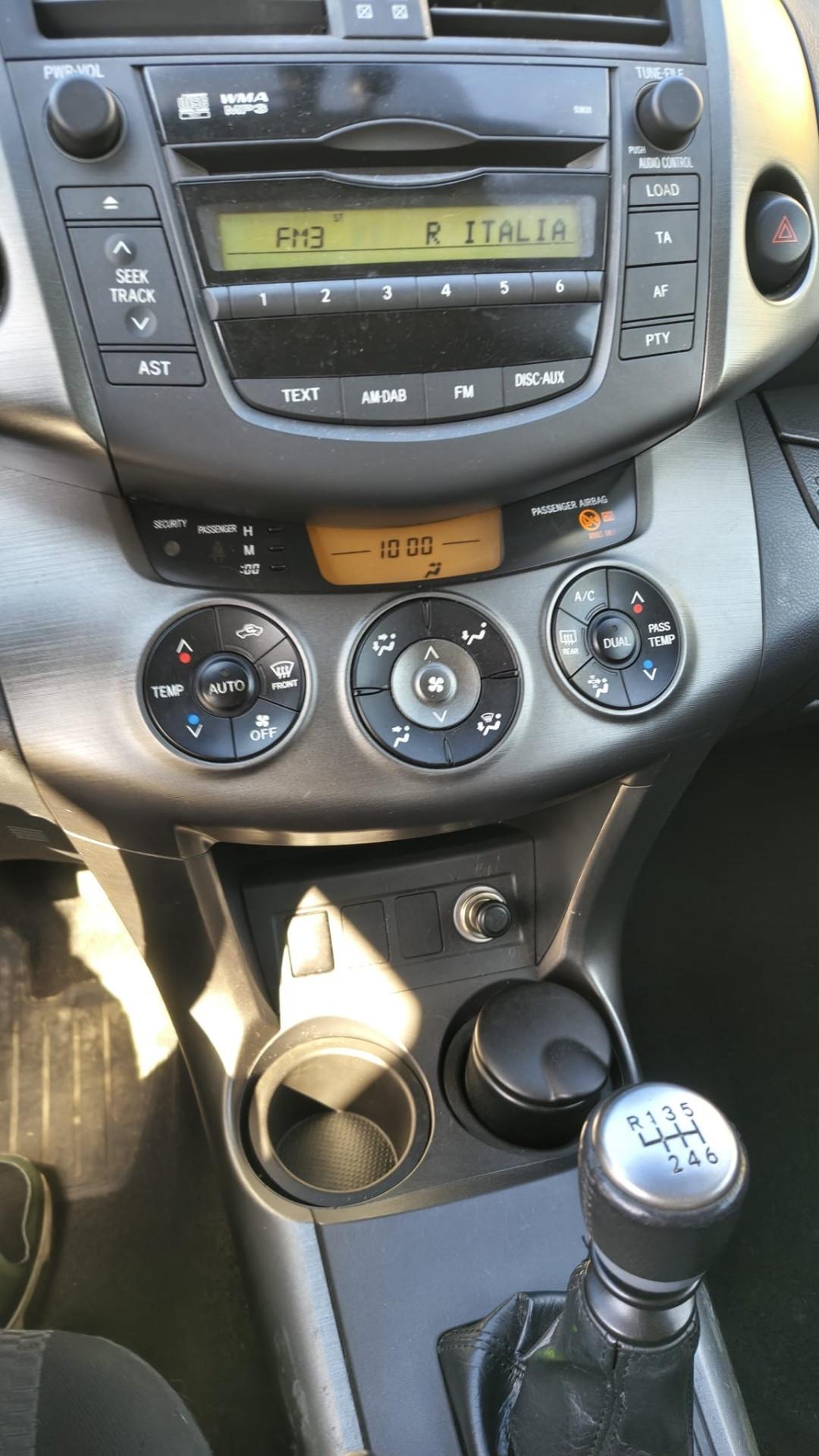 Toyota RAV 4 RAV4 Crossover 2.2 D-4D 150 CV DPF Luxury