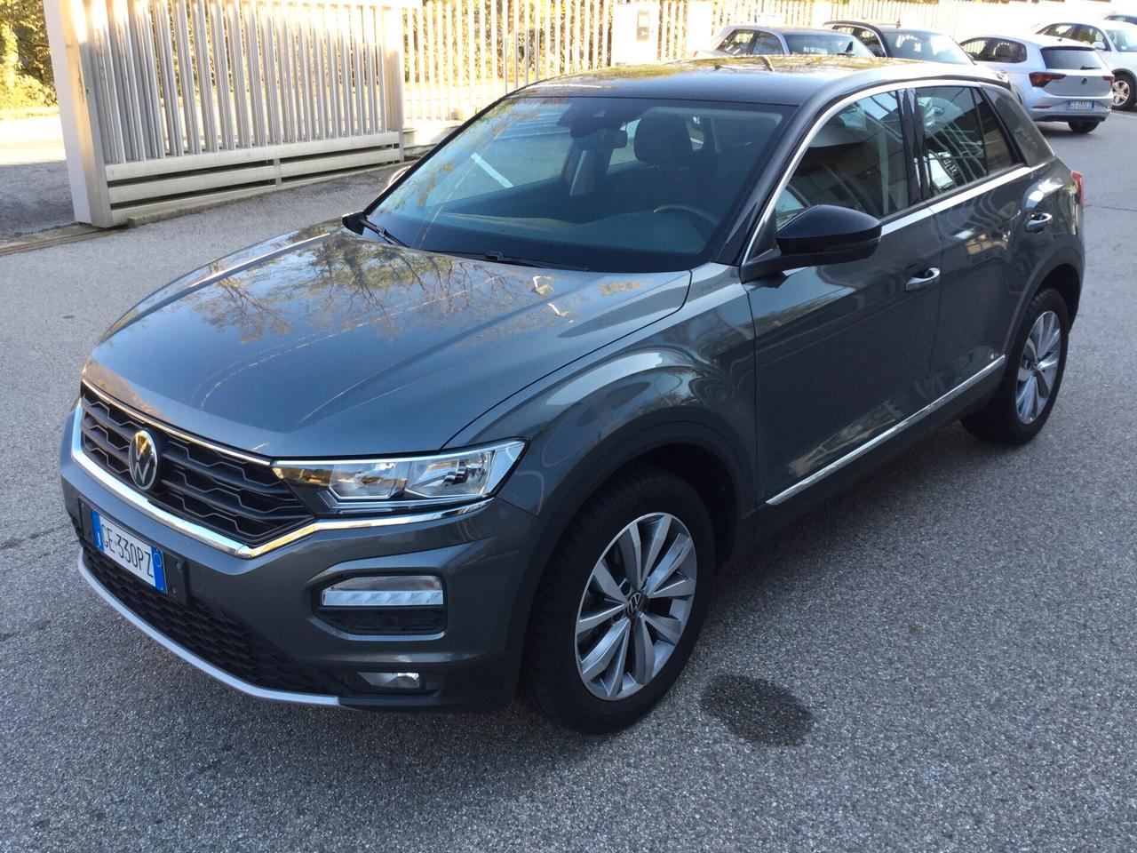 Volkswagen T-Roc 1.0 TSI Style BlueMotion Technology SOLI 29.700 KM