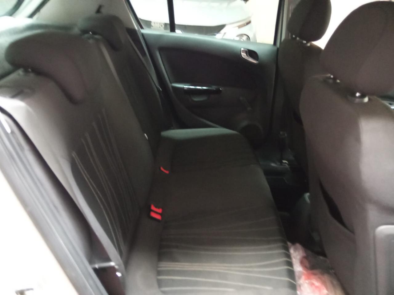 Opel Corsa 1.2 5 porte Club Benzina/Metano