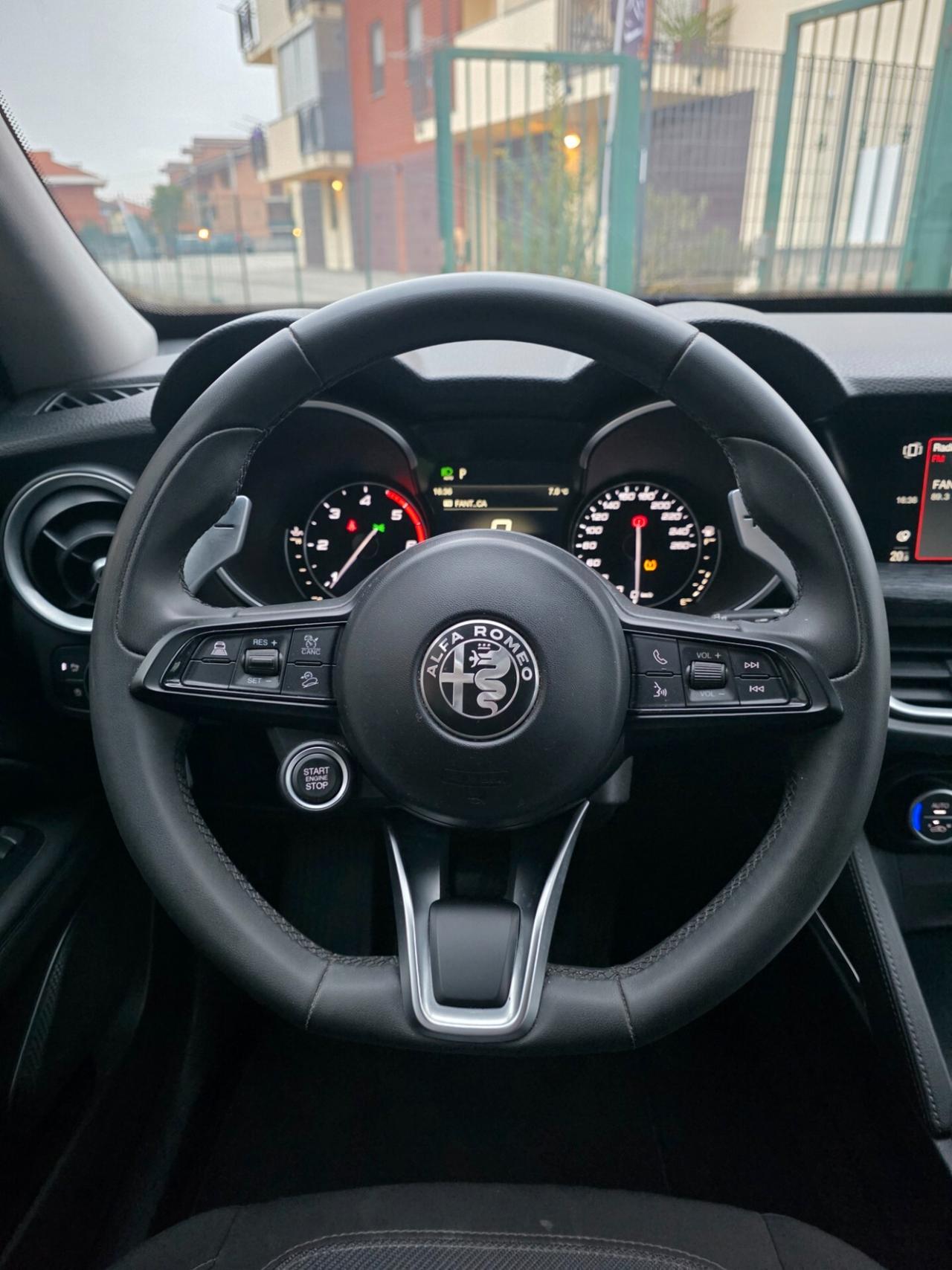 Alfa Romeo Stelvio 2.2 Turbodiesel 190 CV AT8 Q4 Business