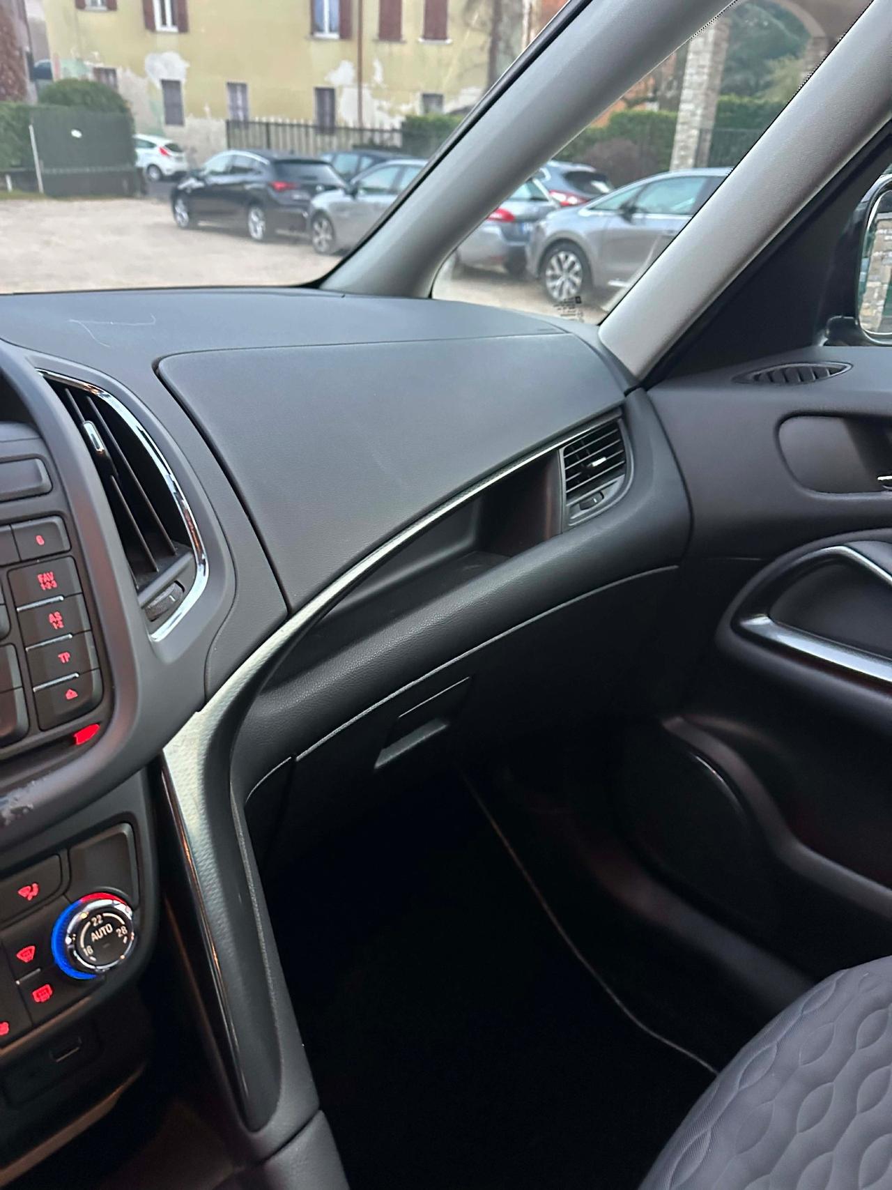 Opel ZAFIRA TOURER 7POSTI KMCERT GARANZ UNICOPR