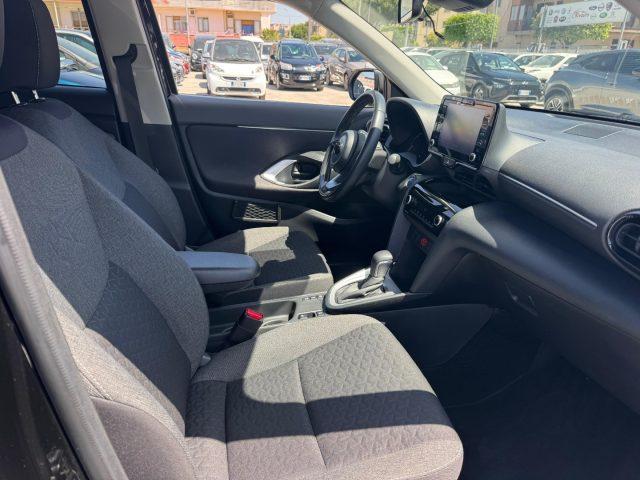 TOYOTA Yaris Cross 1.5 Hybrid 5p. E-CVT Business