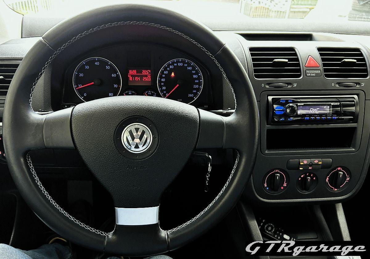 VOLKSWAGEN - Golf - 1.6 5p. United