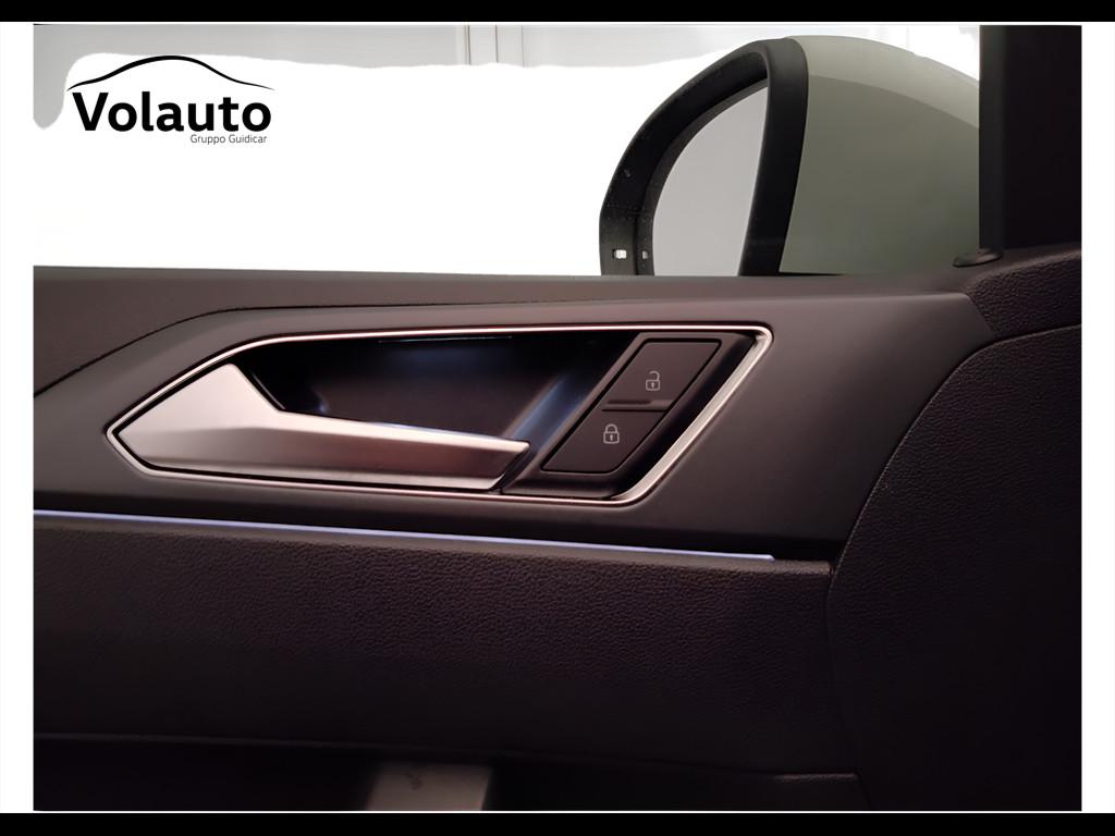 VOLKSWAGEN Taigo - Taigo 1.0 tsi R-Line 110cv