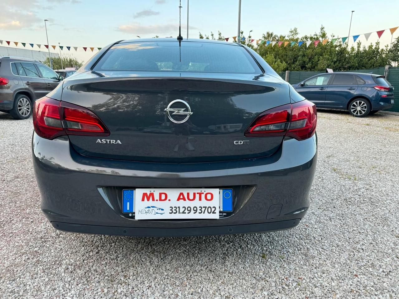Opel Astra 1.7 CDTI 130CV 2014 GARANZIA