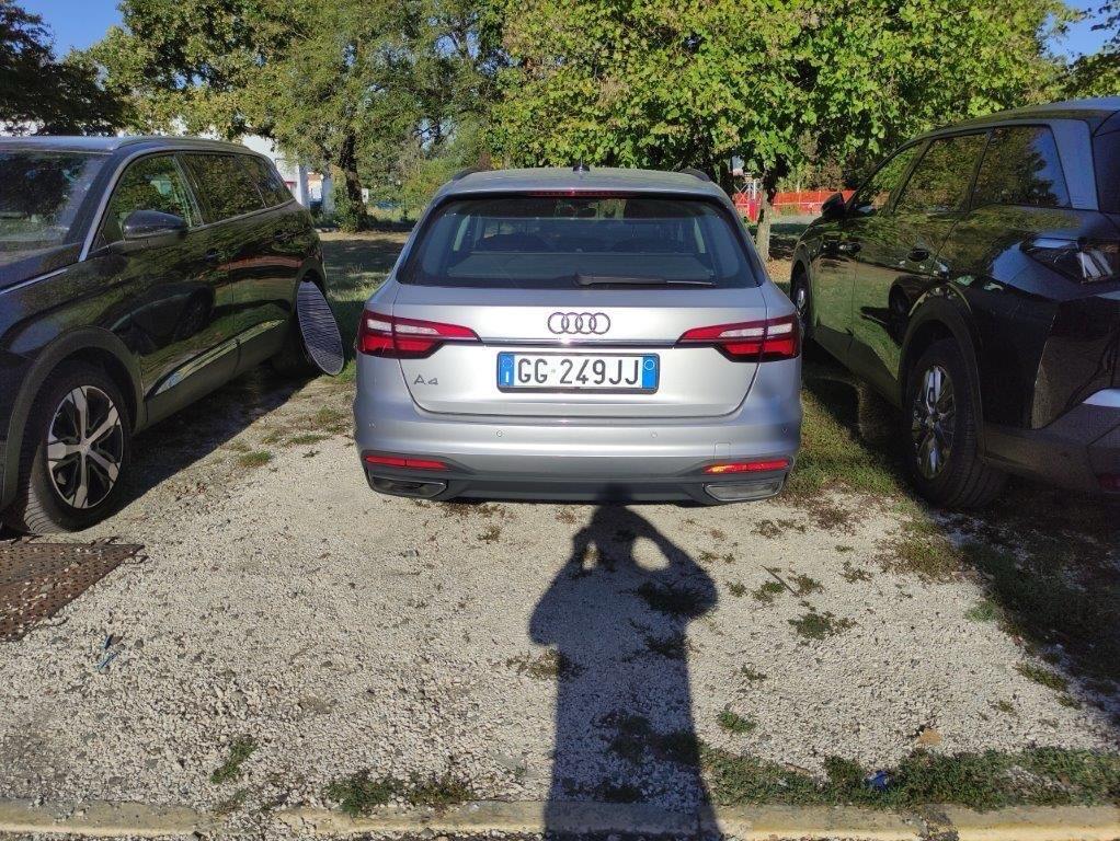 Audi A4 Avant 35 TDI/163 CV S tronic Business Advanced