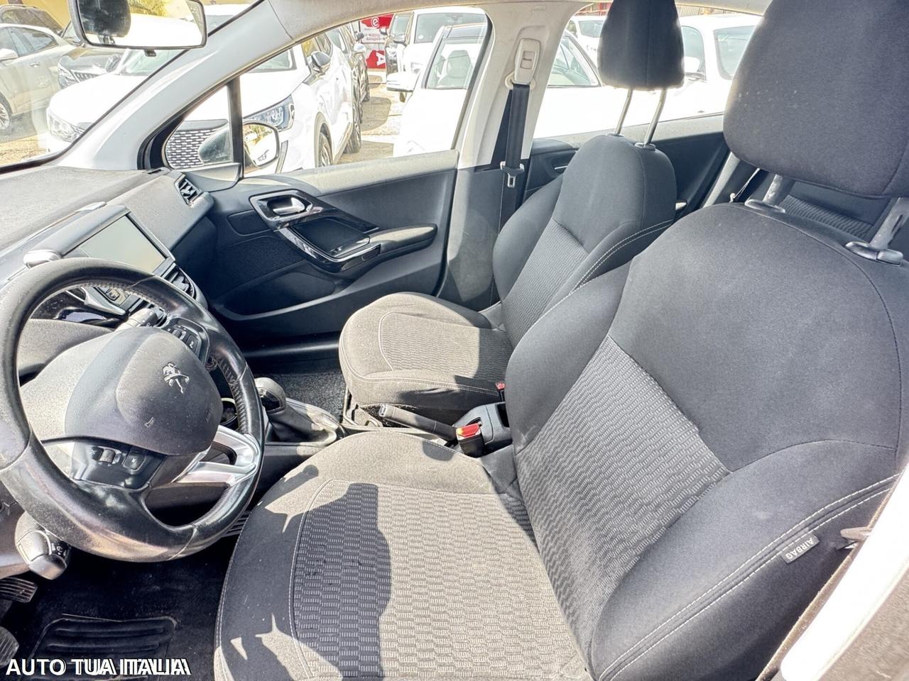 PEUGEOT 208 1.2 BENZINA ADATTA NEOPATENTATI