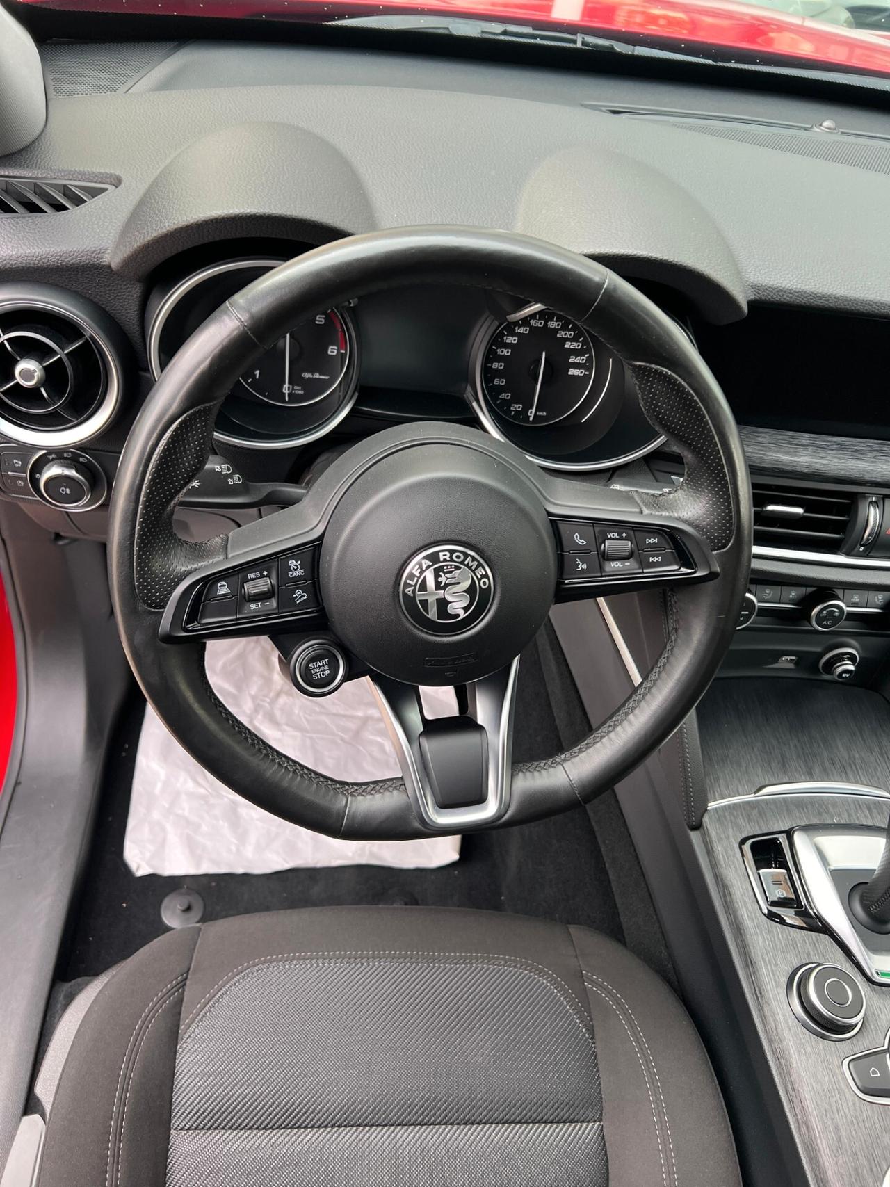 Alfa Romeo Stelvio 2.2 Turbodiesel 190 CV AT8 Q4 Business