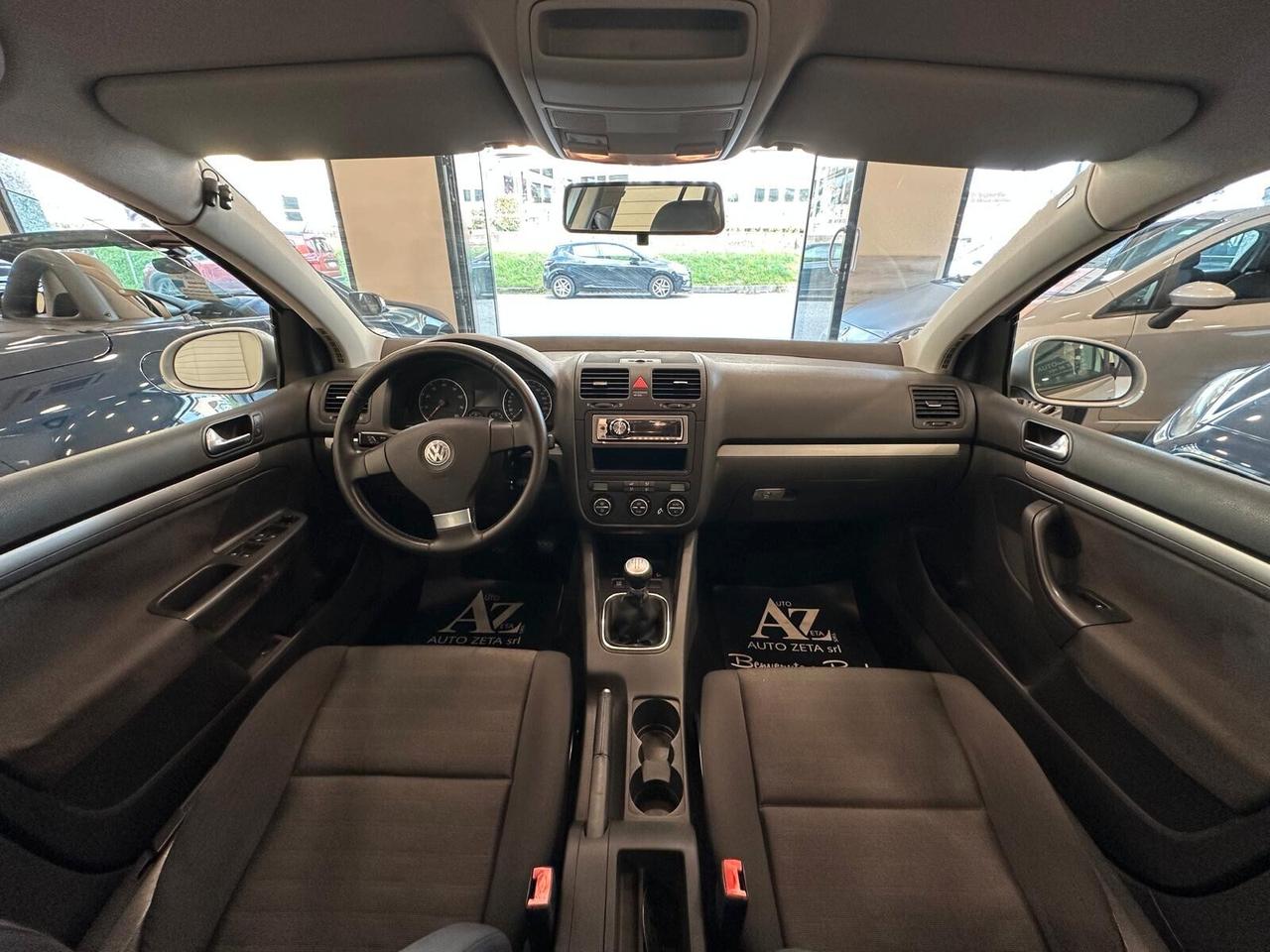 Volkswagen Golf 5 1.6 Comfortline