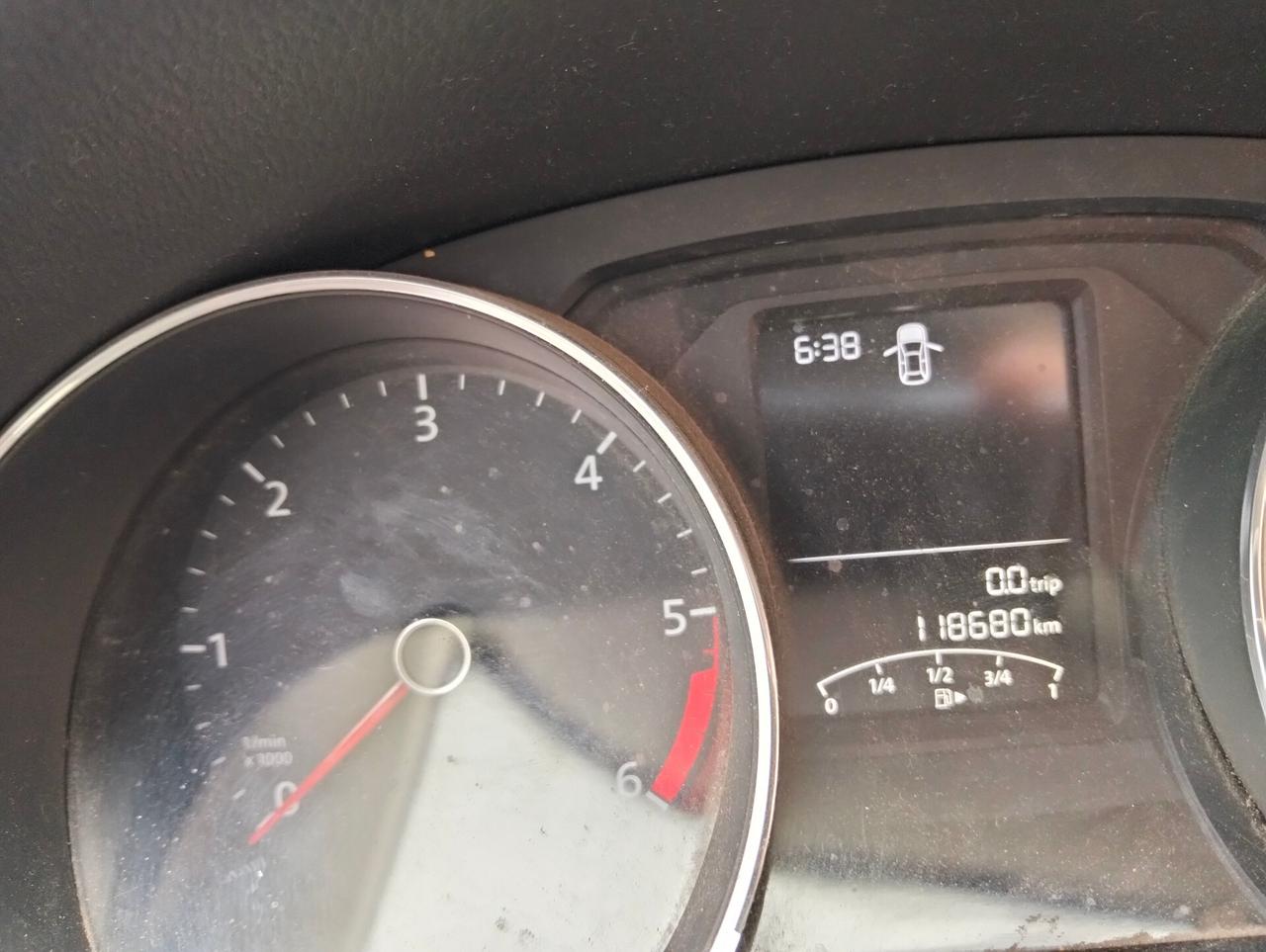 VW Polo 1.4 TDI 75cv BMT 2015 SINISTRATA