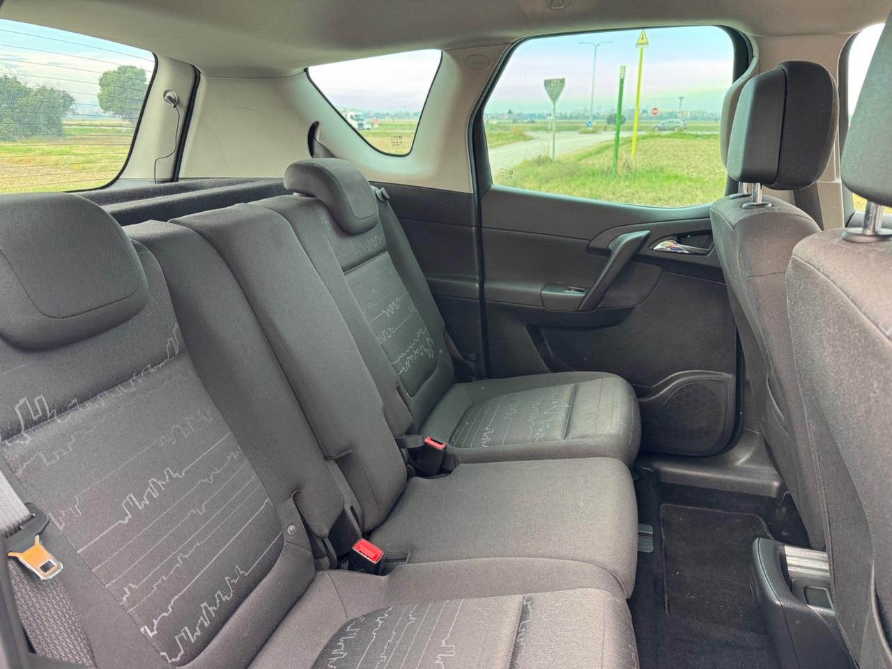 Opel Meriva 1.4 Cosmo 28000 km