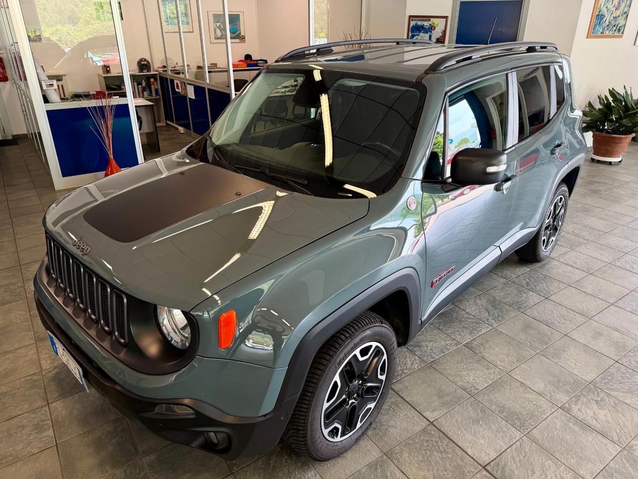 Jeep Renegade 2.0 Mjt 170CV 4WD Trailhawk Cambio automatico