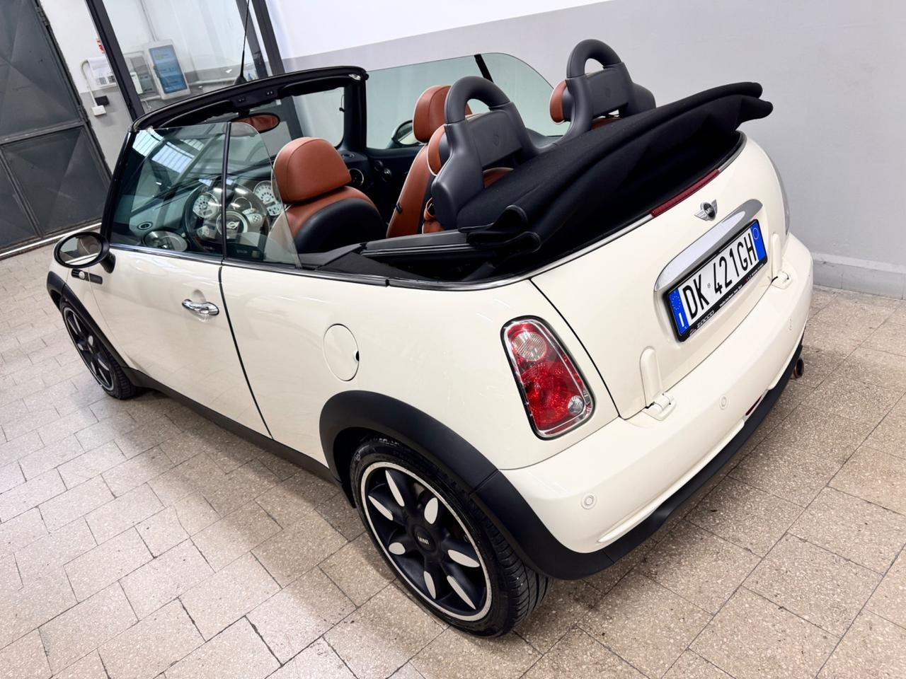 Mini Cooper 1.6 116 Cv Sidewalk Cabrio 75.000 KM