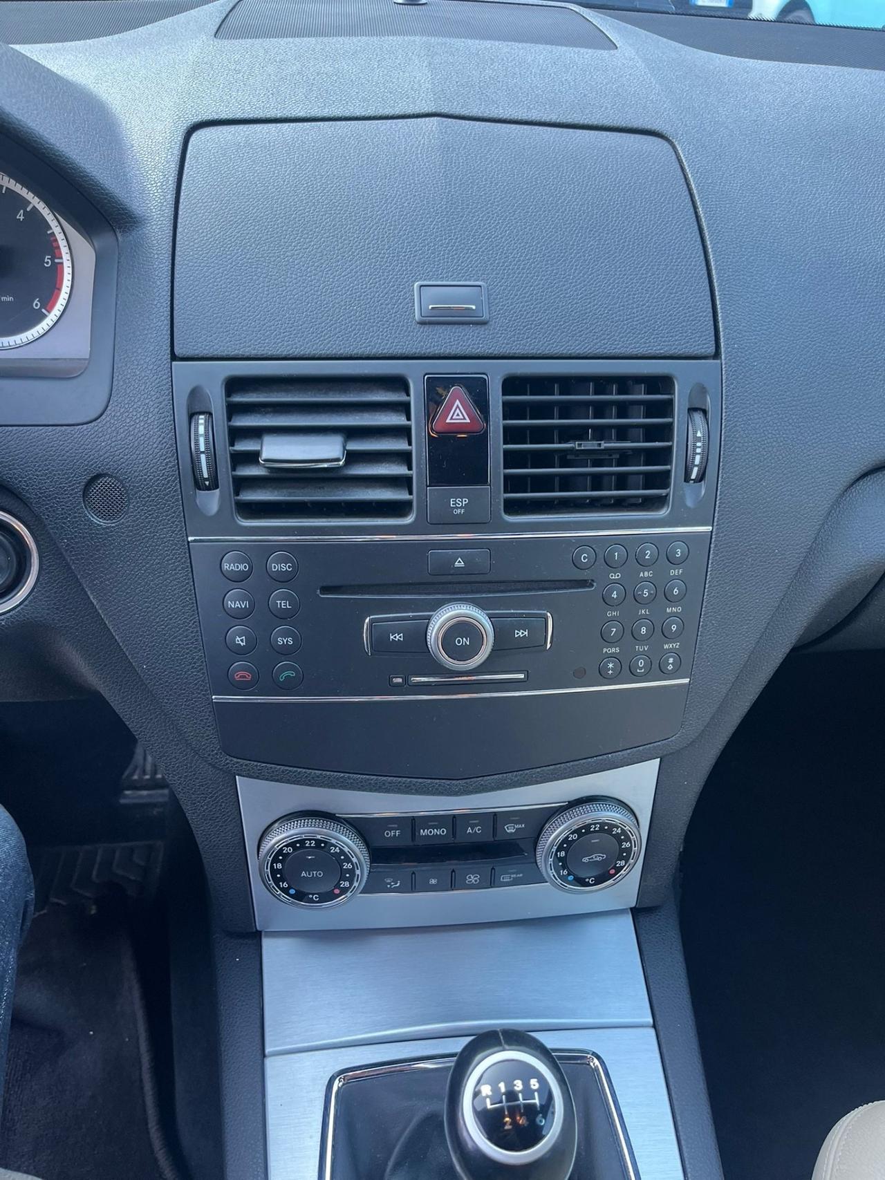 Mercedes-benz C 220 CDI BlueEFFICIENCY Avantgarde AMG