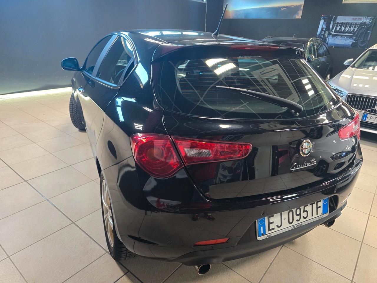 Alfa Romeo Giulietta 2.0 JTDm-2 140 CV Distinctive